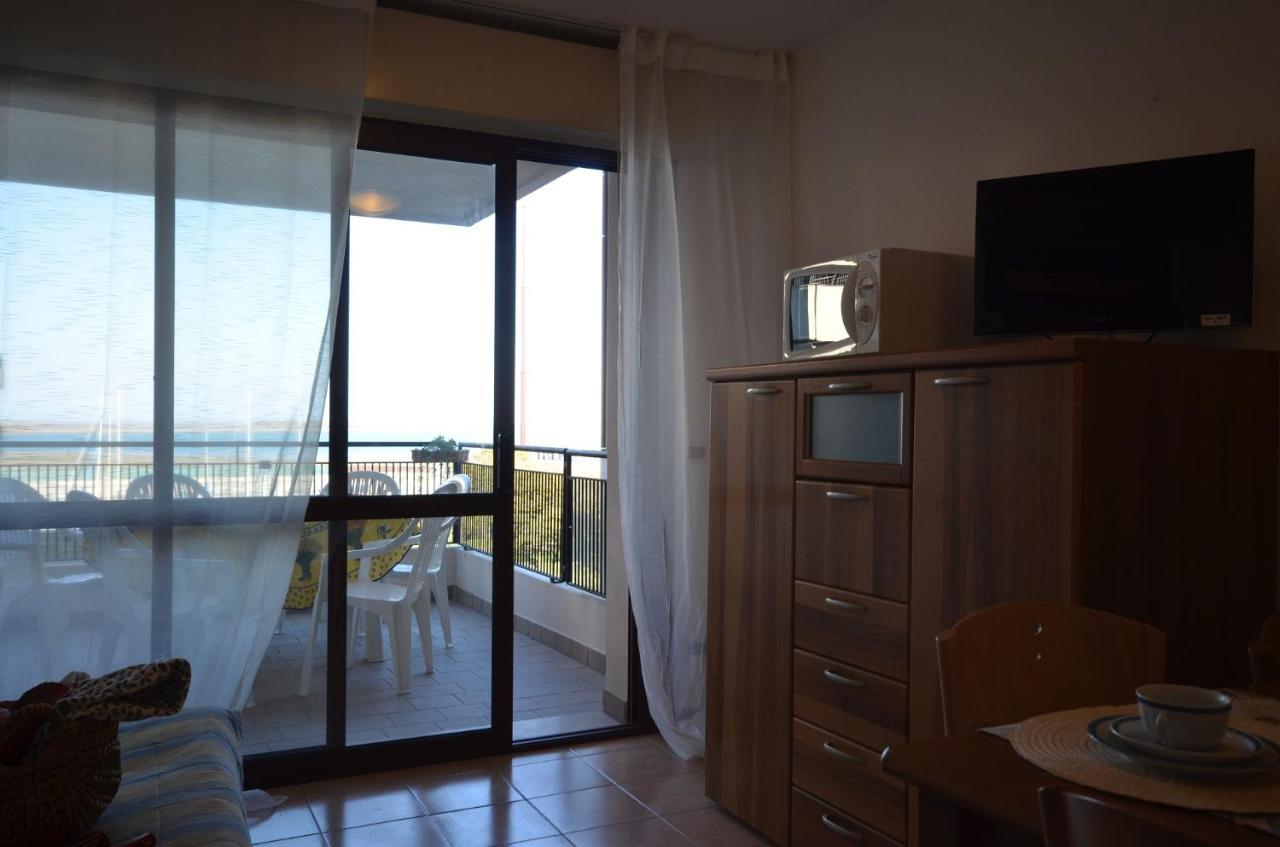 Residenza Porta Del Mare Apartamento Lignano Sabbiadoro Exterior foto
